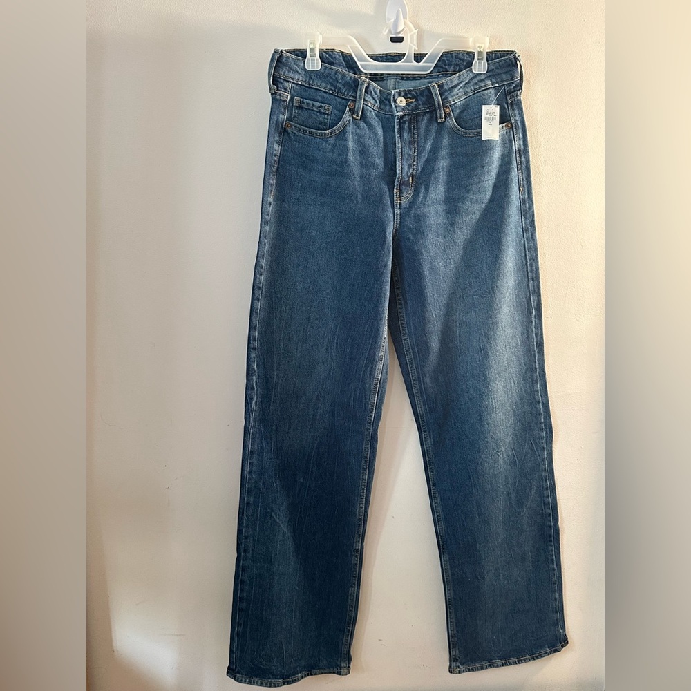 Old Navy Women's Mid Rise Wide Leg Straight Jeans in Deep Blue